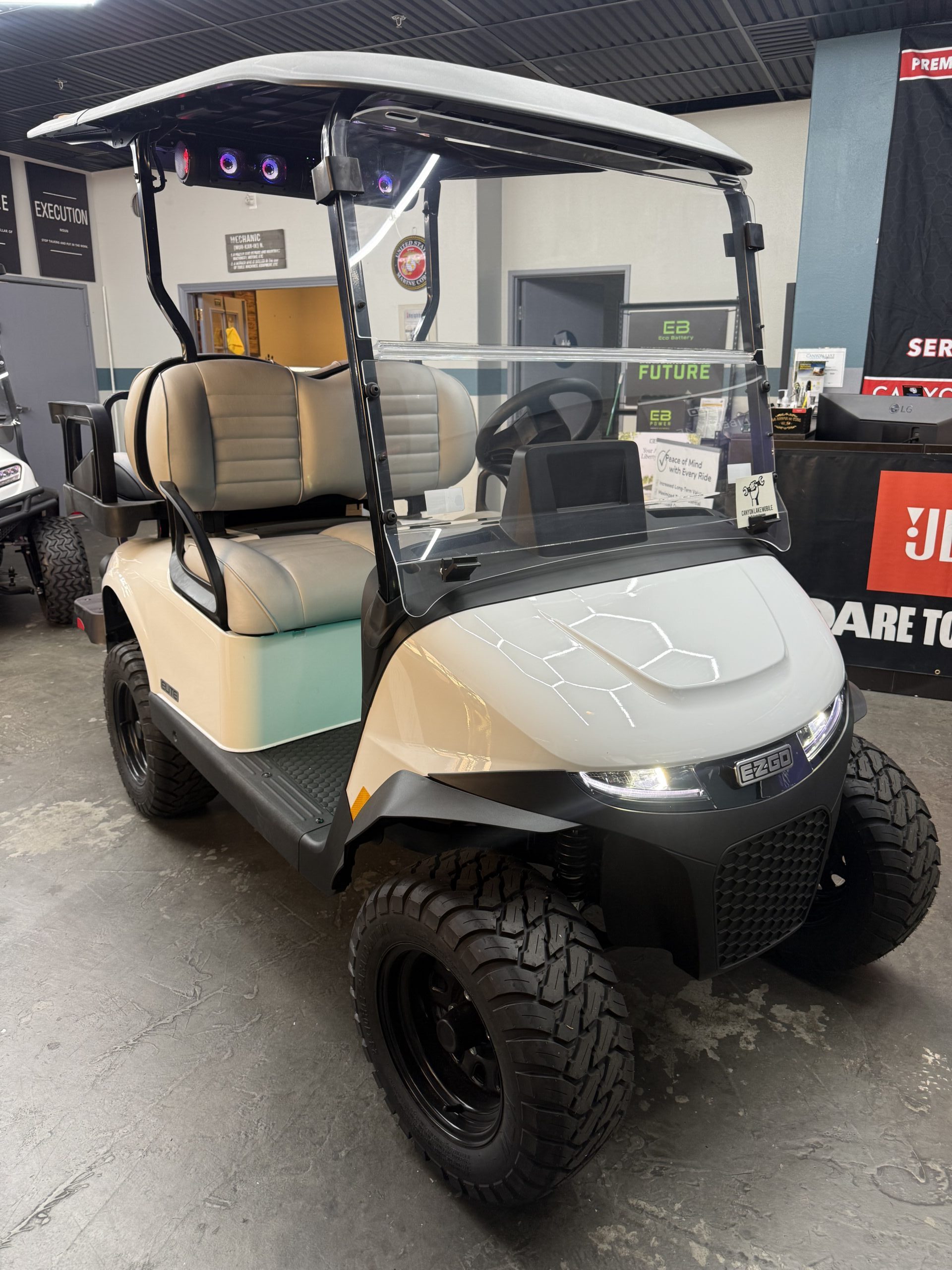 2026 E-Z-GO RXV 4 Summit XT Elite Lithium