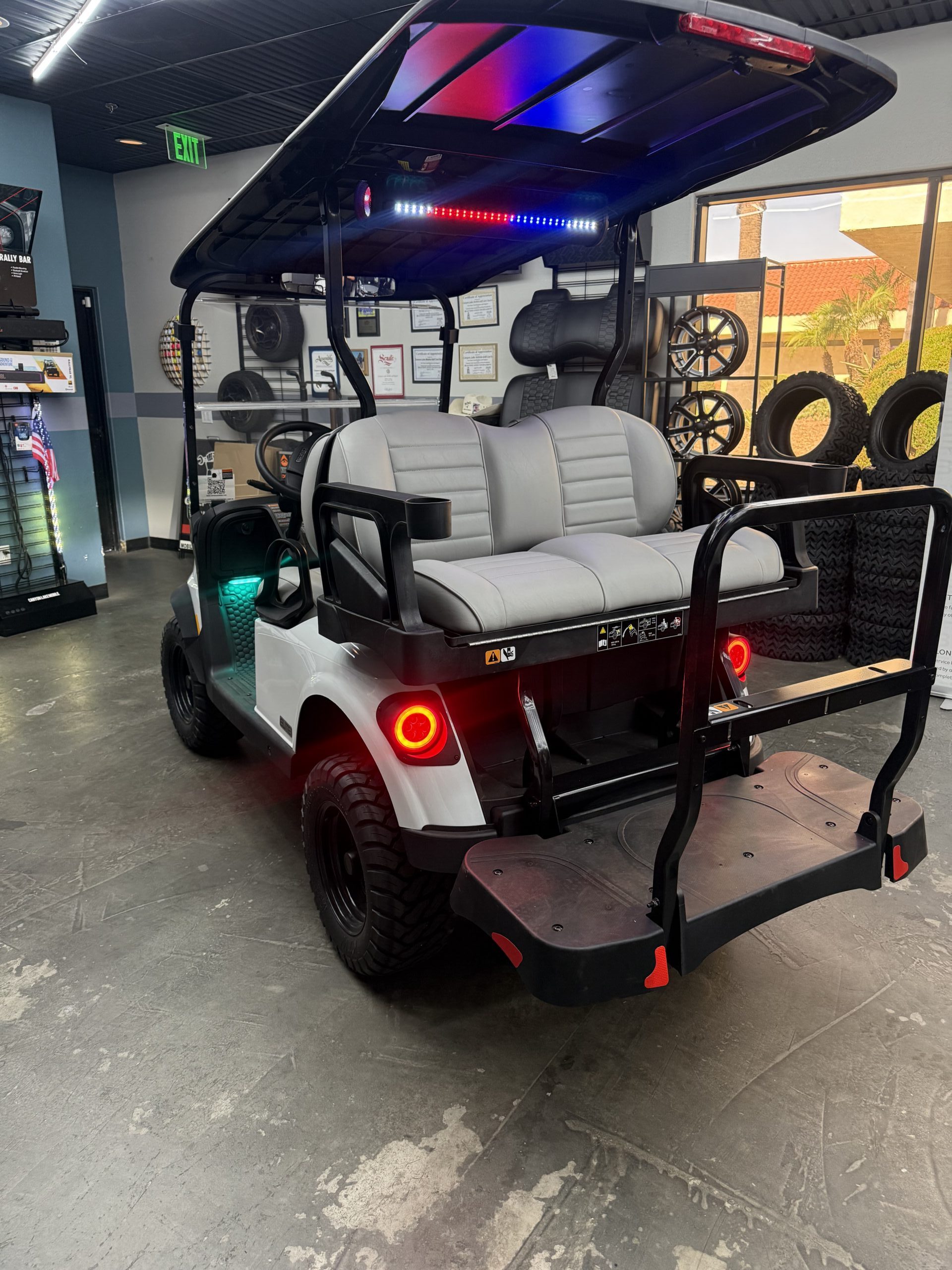2026 E-Z-GO RXV 4 Summit XT Elite Lithium