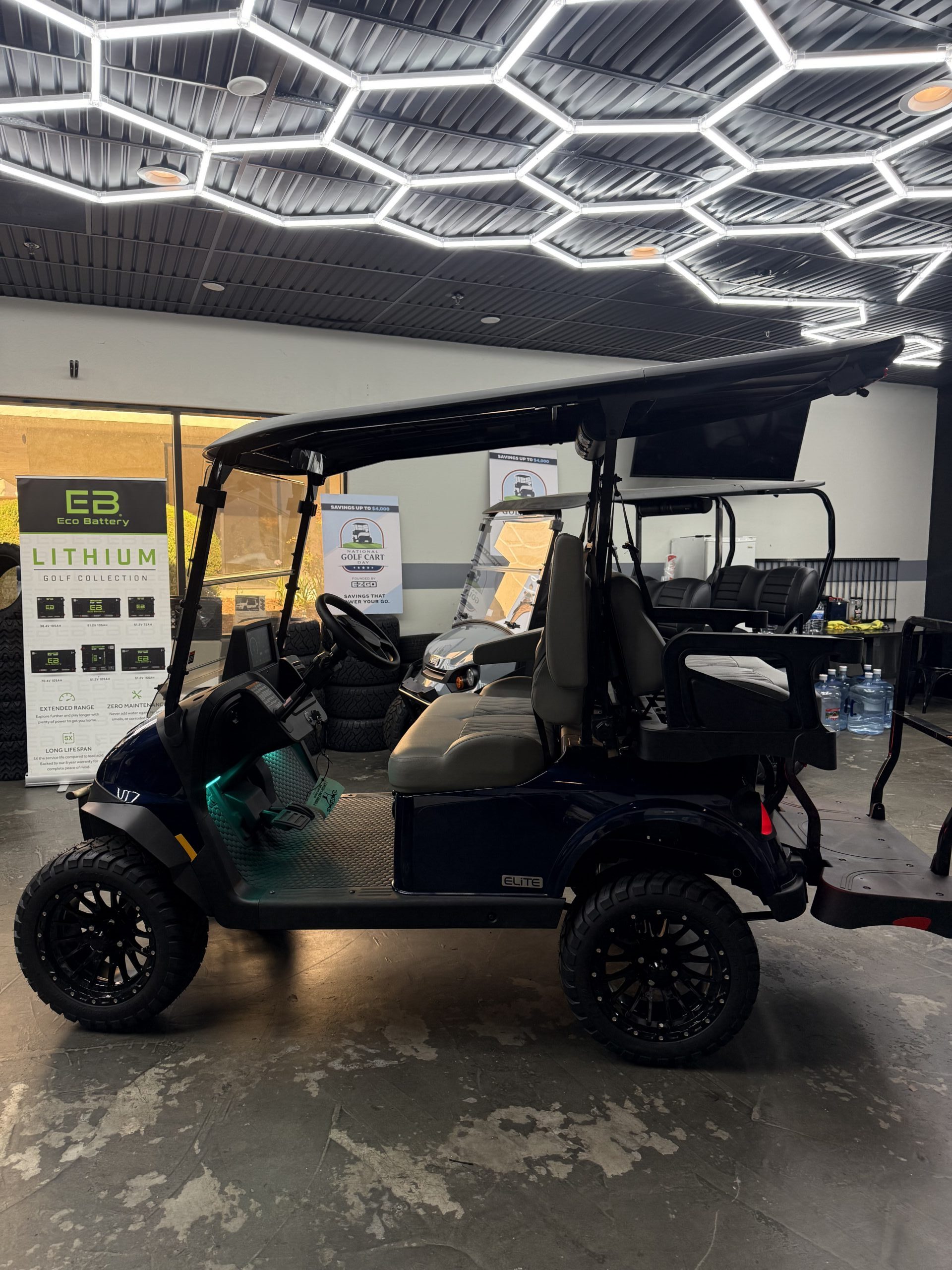 
								2026 E-Z-GO RXV 4 Summit XTL Elite Lithium full									