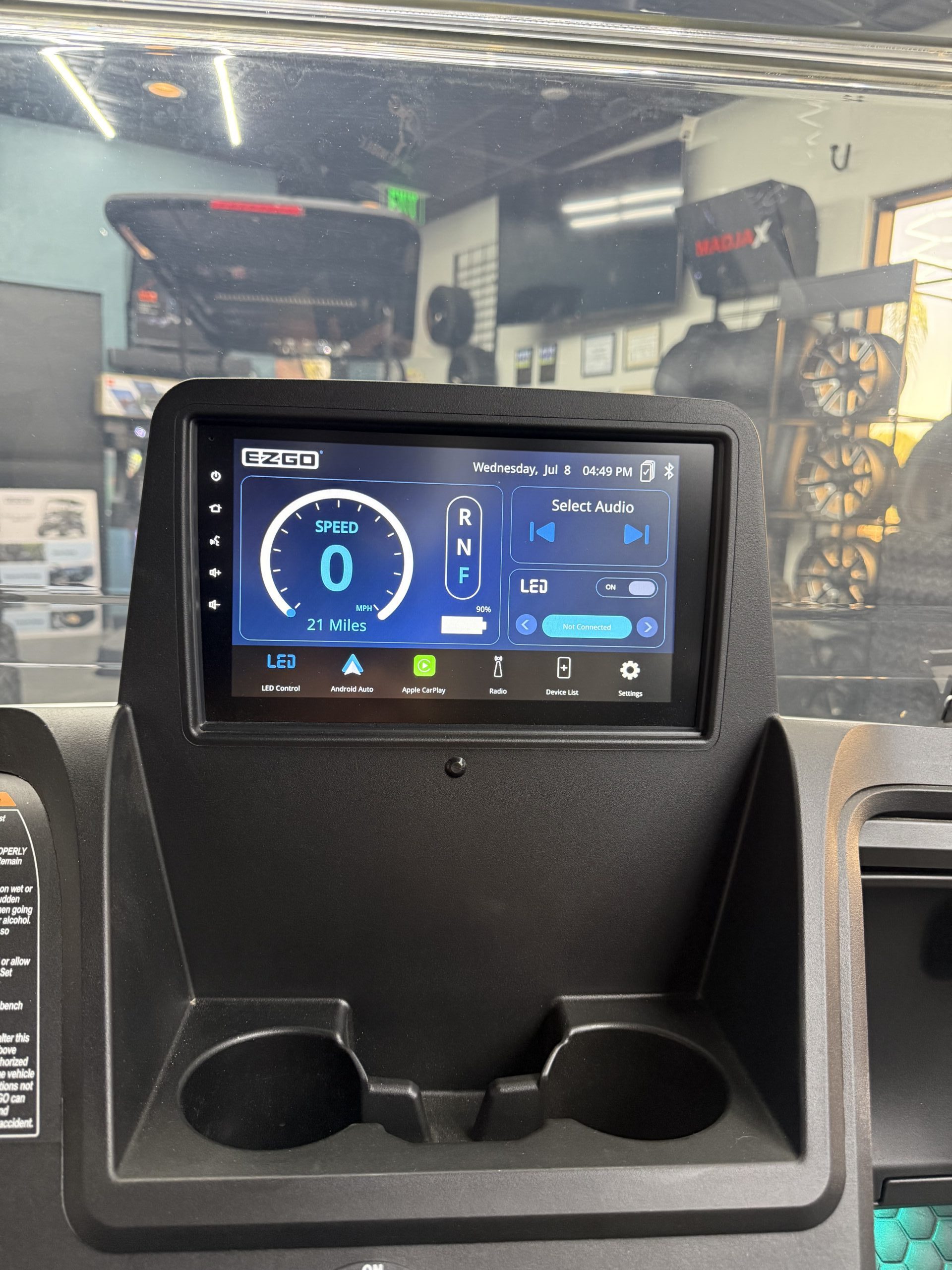 
								2026 E-Z-GO RXV 4 Summit XTL Elite Lithium full									
