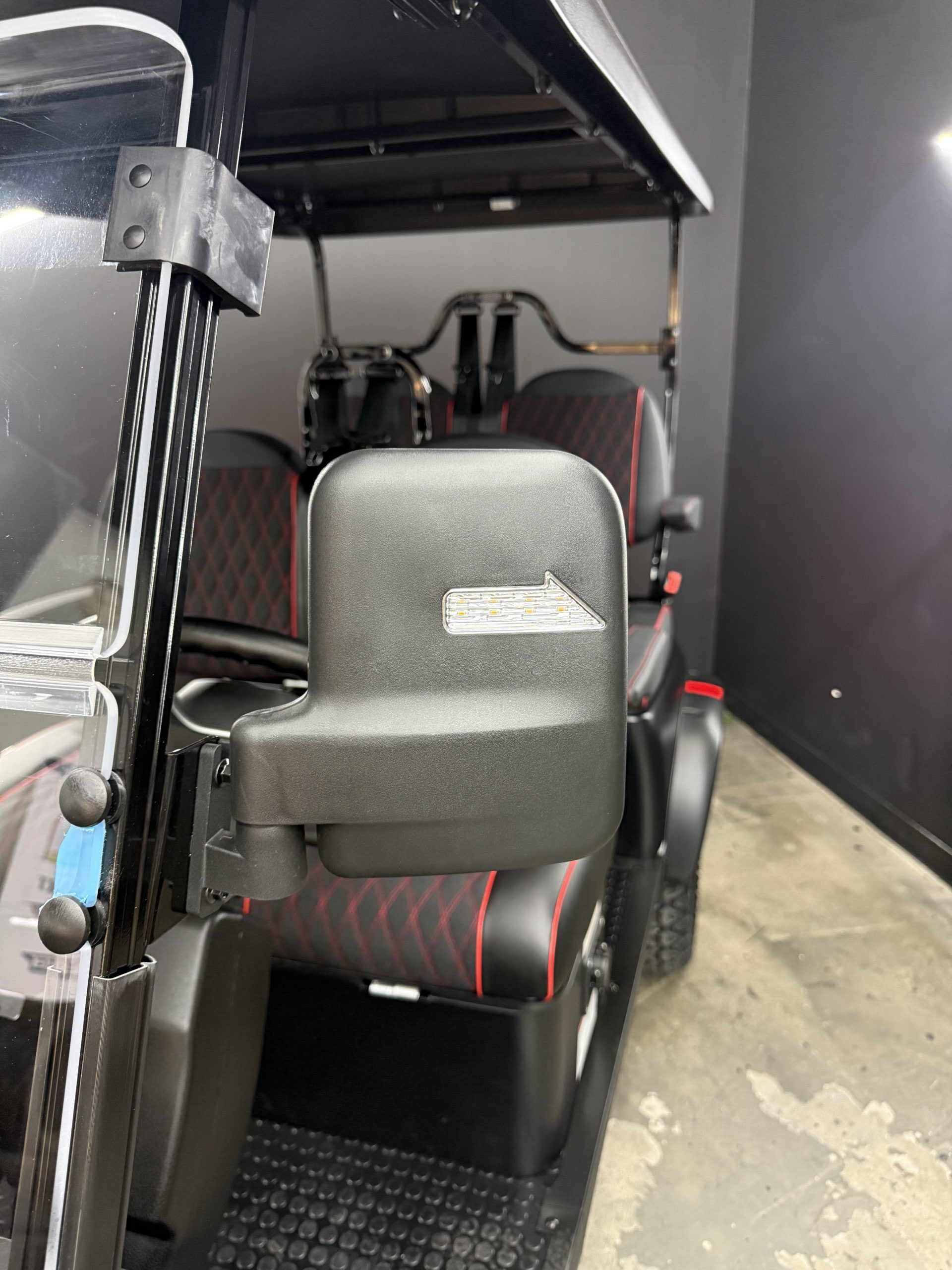 
								2024 Kandi America Kruiser 4 Passenger Pro Forward full									