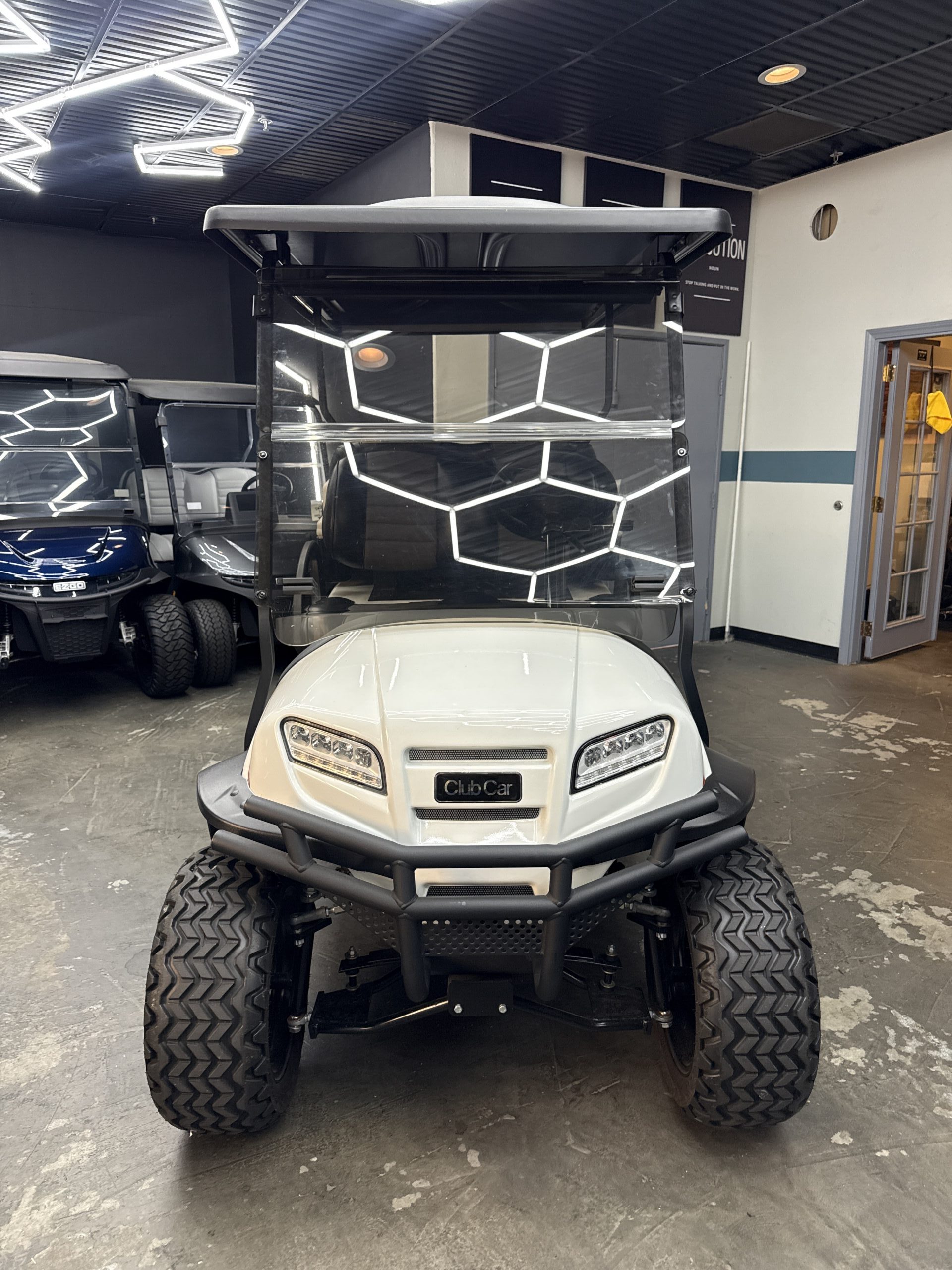 
								2018 Club Car Onward Lifted full									