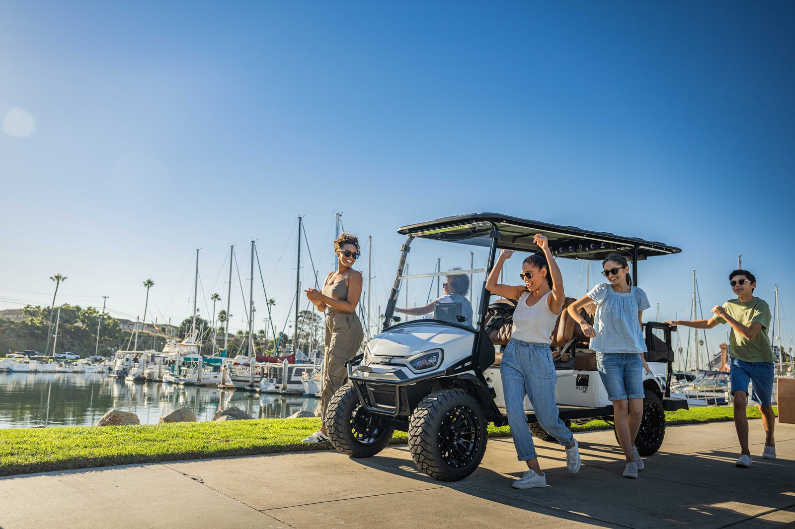 2027 E-Z-GO Express 6 Summit XT