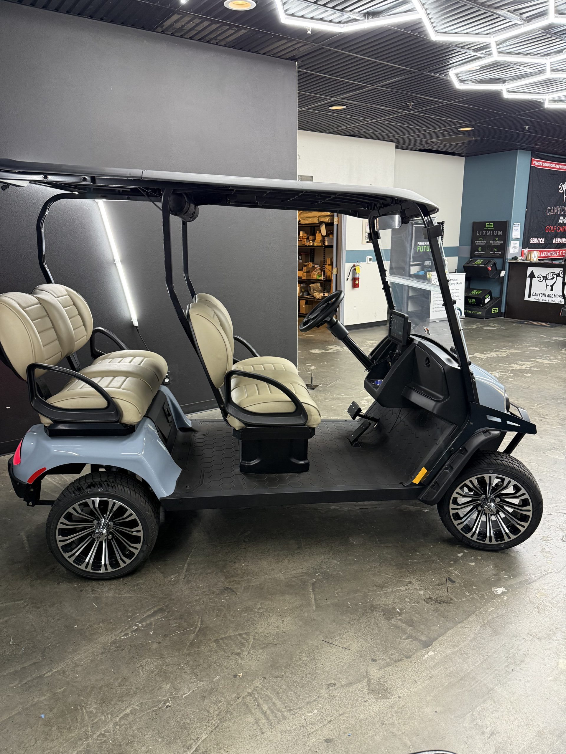 
								2026 E-Z-GO Liberty full									