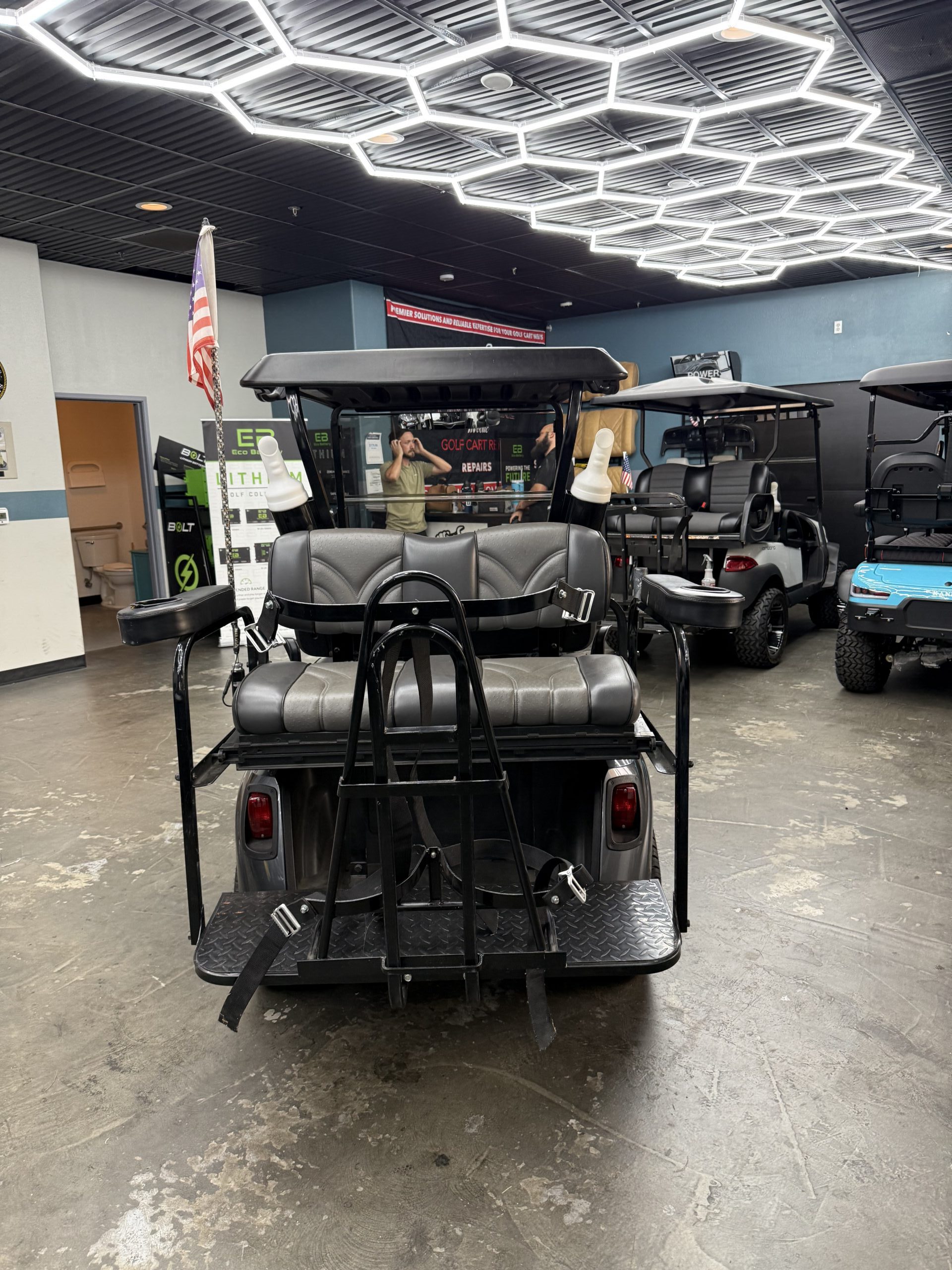
								2018 E-Z-GO Freedom RXV full									